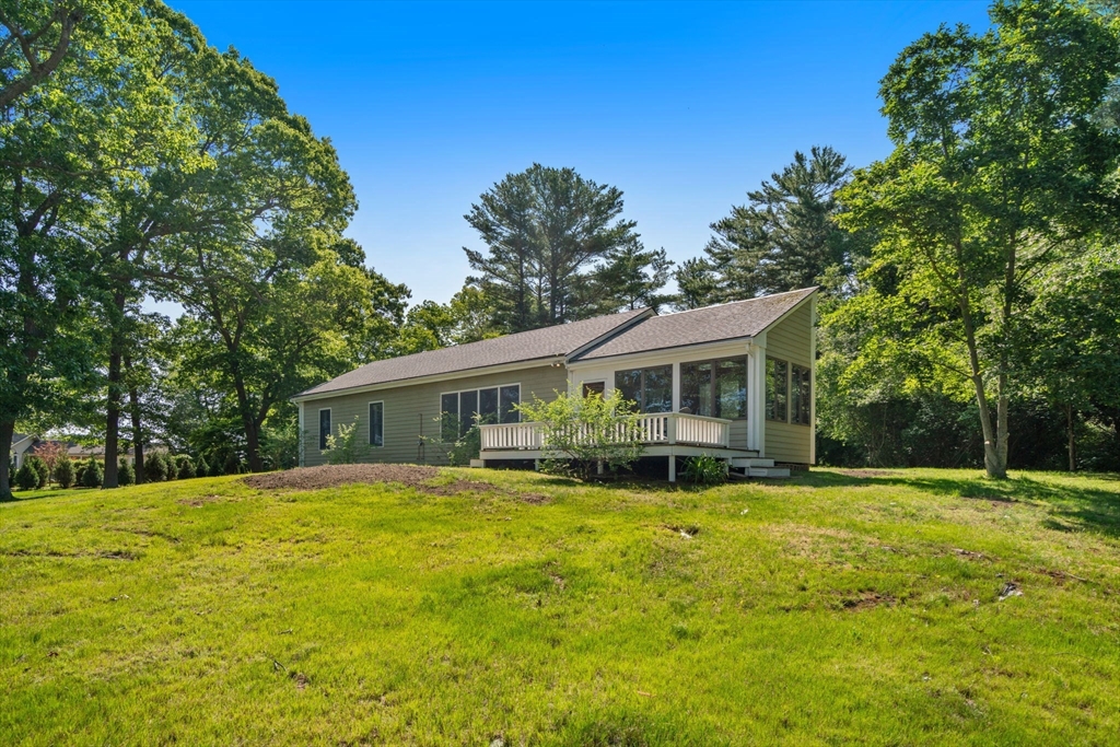 54 Marshall St, Duxbury