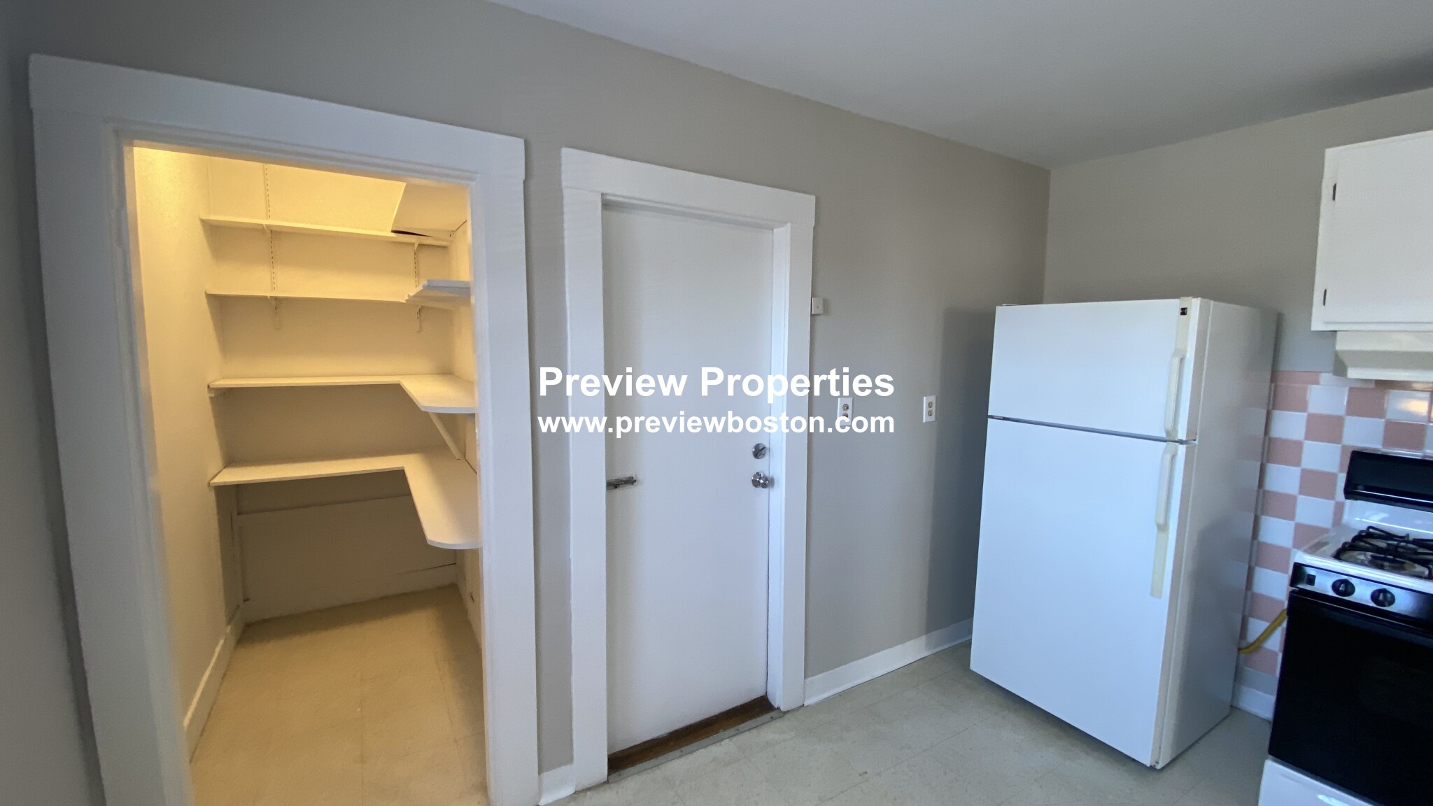 8 Woodside Ave, Jamaica Plain