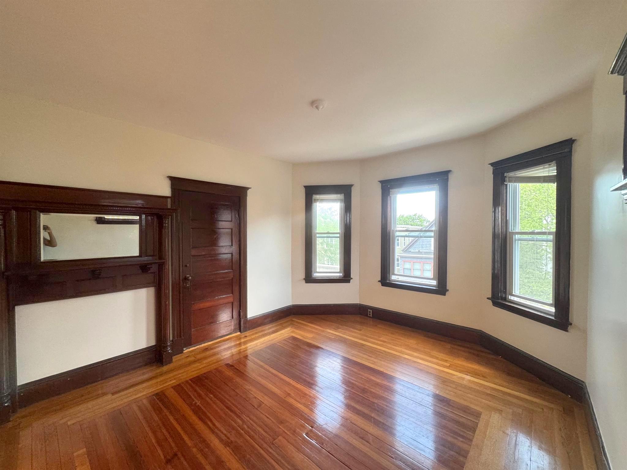 298A Highland Ave, Powder House Square