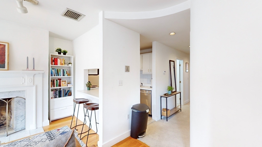 427 Marlborough St, Back Bay