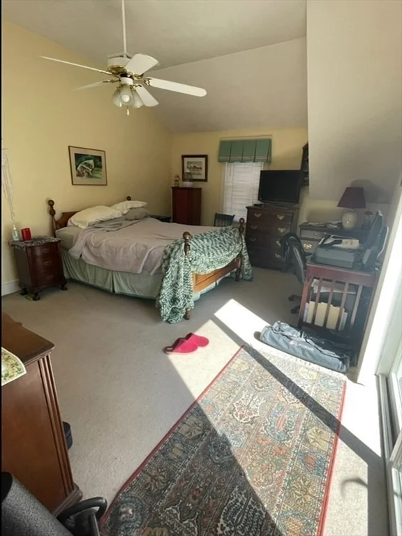 65 Lakewood Dr, Cedarville