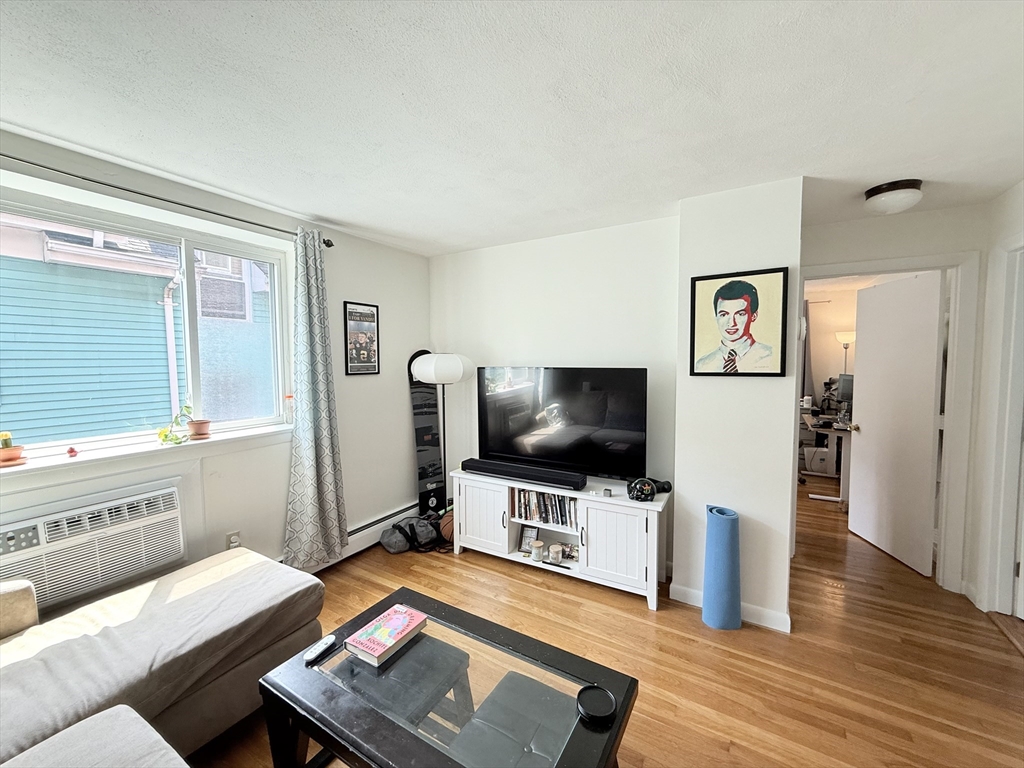 135 Inman St, Inman Square