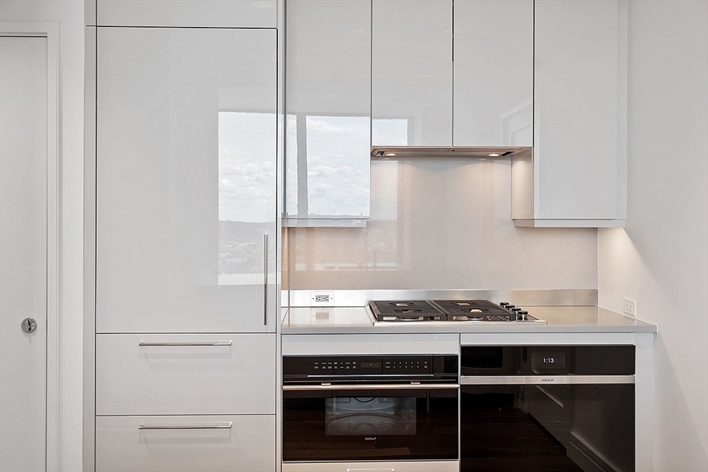 1 Dalton St, Back Bay