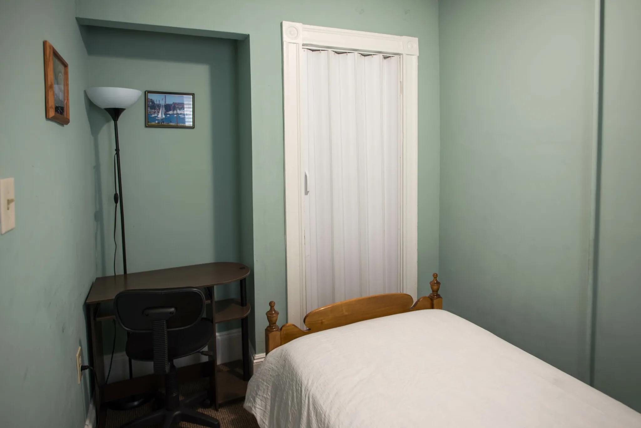 42 Everett St, East Boston