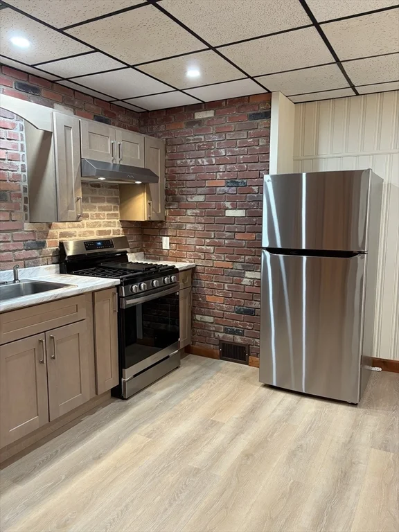 174 Adams St, Waltham