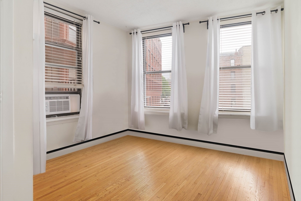 5 N Margin St, North End