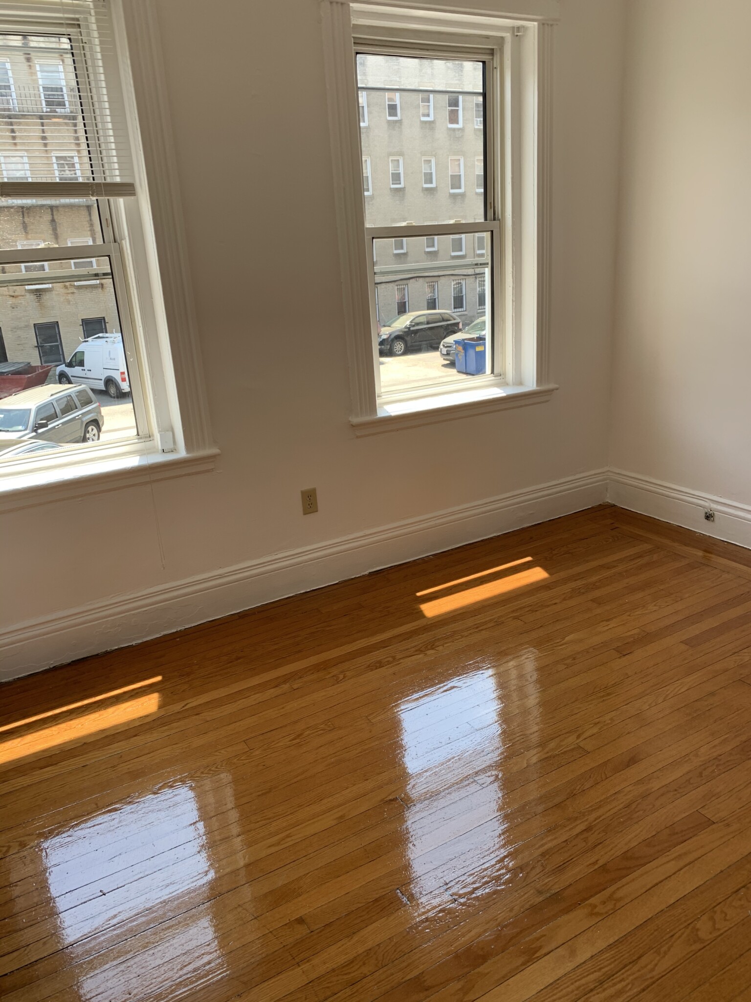 28 Queensberry St, Fenway