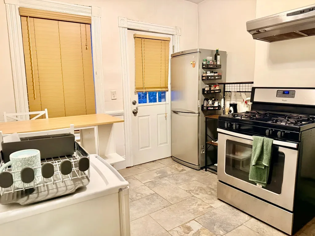 49 Saint Germain St, Back Bay