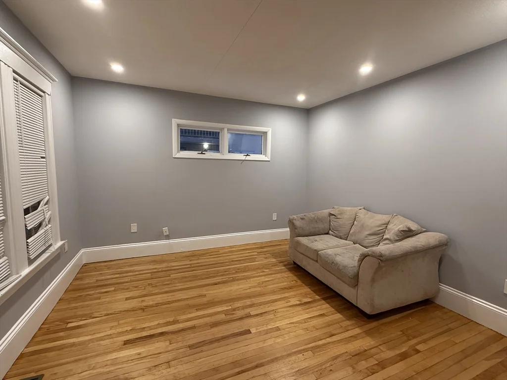 315 Canton St, Fitchburg