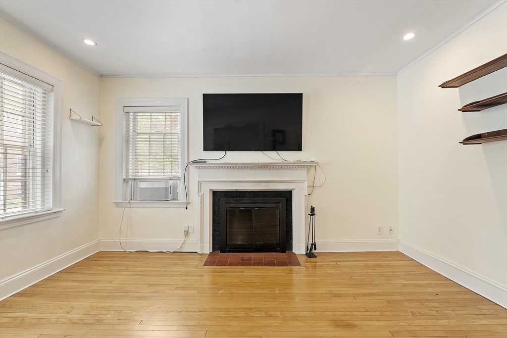 21 Chauncy St, Harvard Square