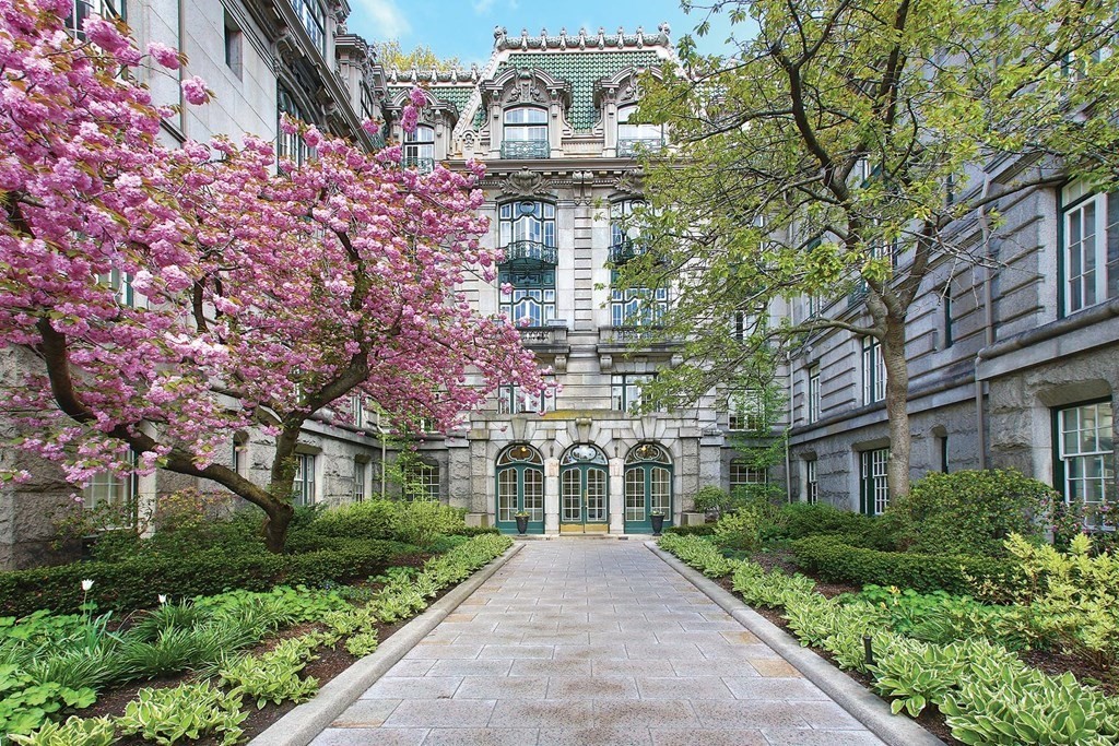 1514 Beacon St, Corey Hill