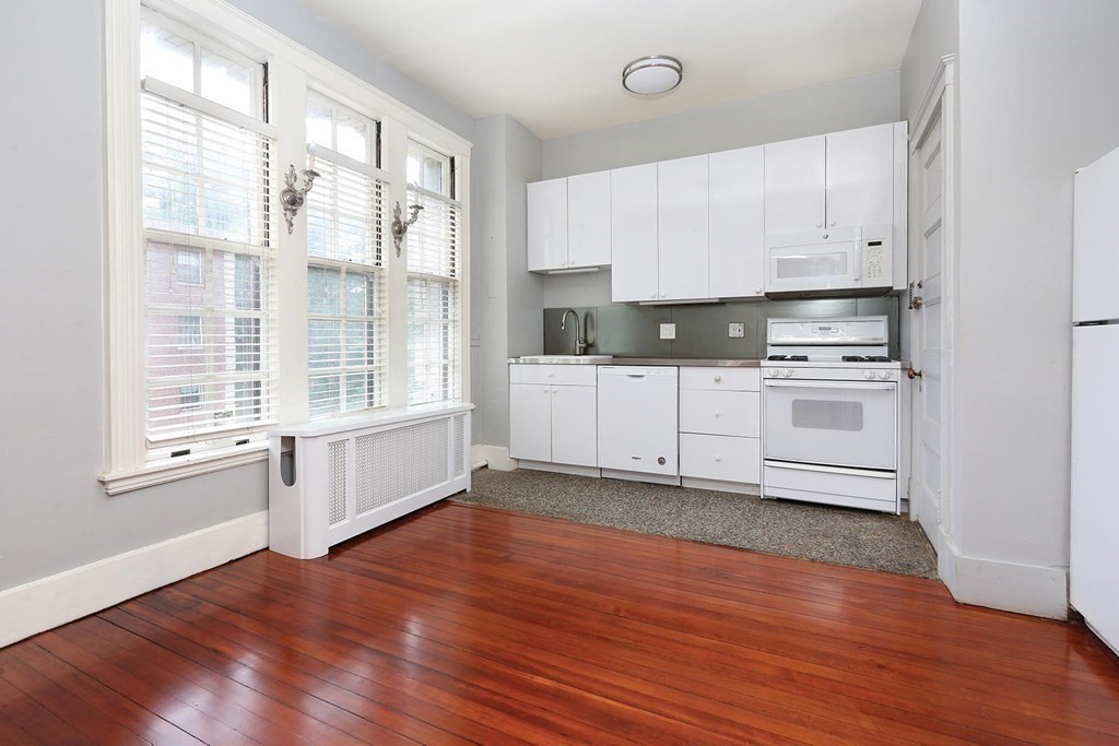 1514 Beacon St, Corey Hill