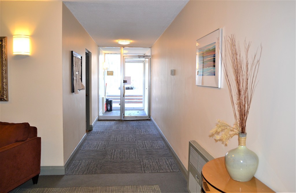 50 Park St, Brookline