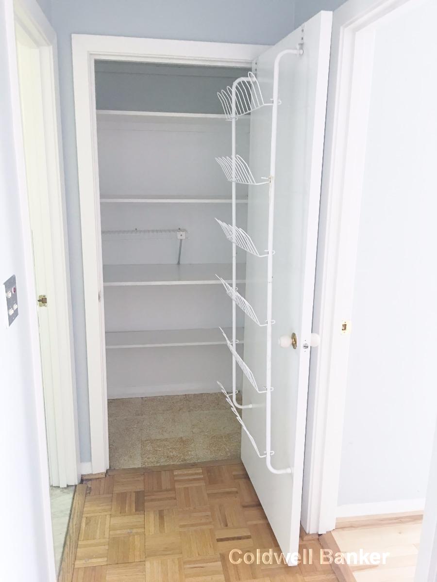 50 Park St, Brookline