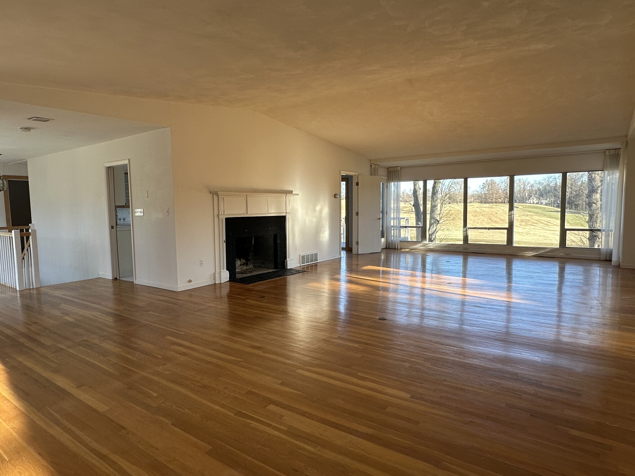 43 Fairgreen Pl, Chestnut Hill