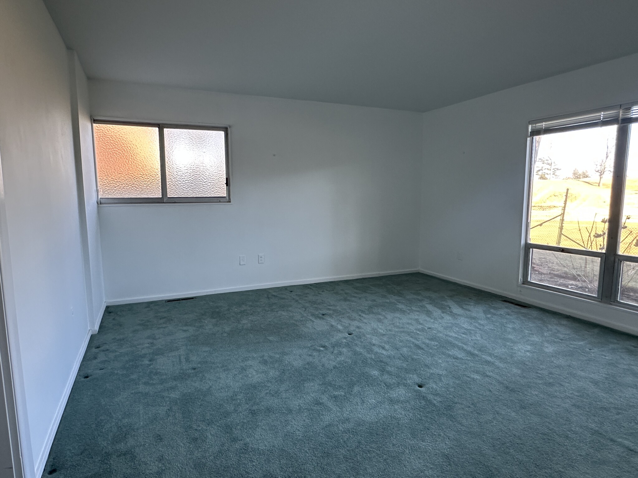 43 Fairgreen Pl, Chestnut Hill