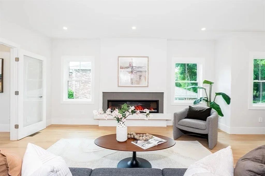 35 John St, Newton