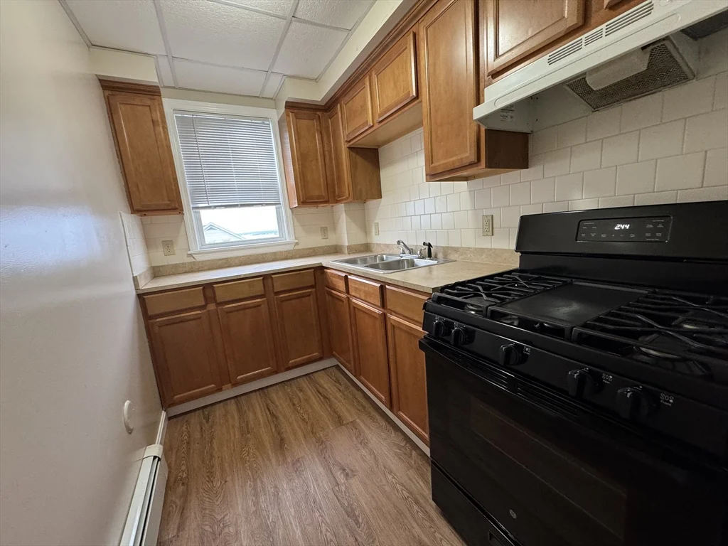 171 Hunter St, Fall River