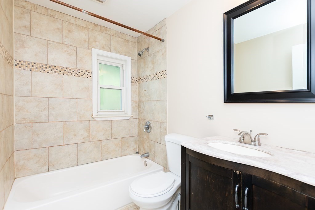 27 Shannon St, Brighton