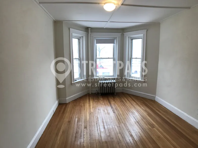 1179 Boylston St, Fenway