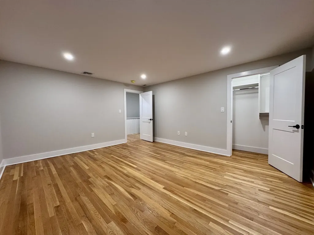 57 Salem St, Reading