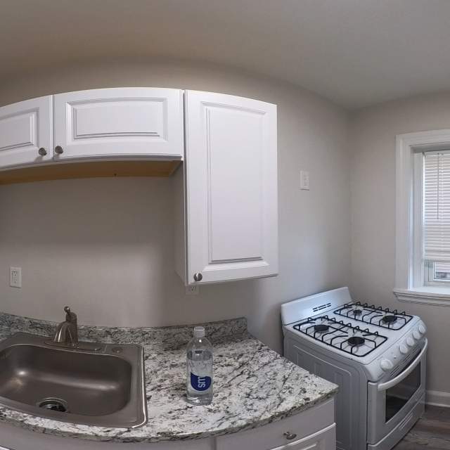 95 Adams St, South Side