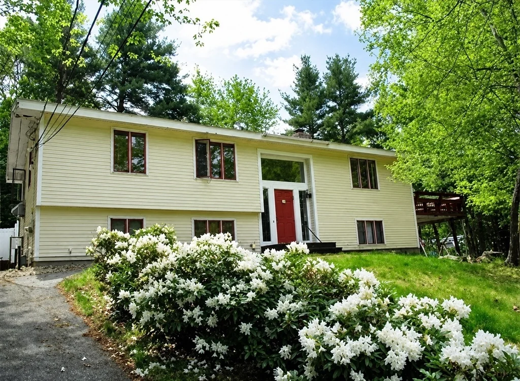 7 Frothingham Rd, Burlington