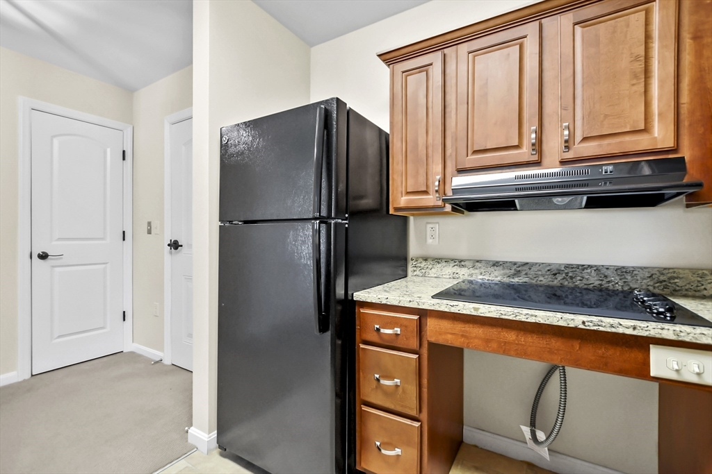 1275 Turnpike St, North Andover