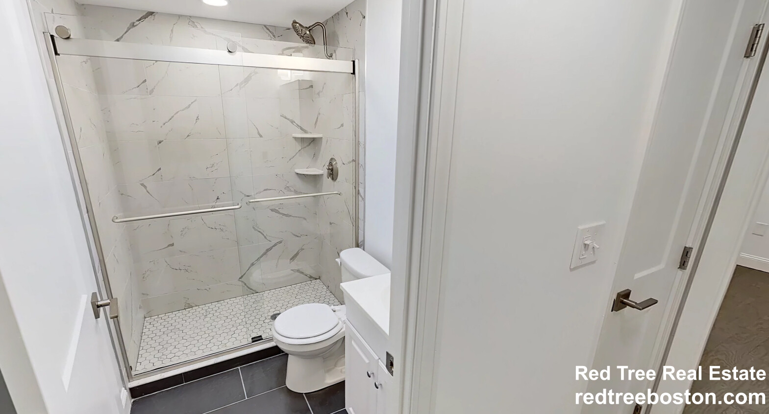 124 Peterborough St, Fenway