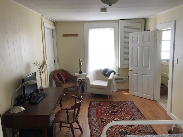 697 Main St, Amherst