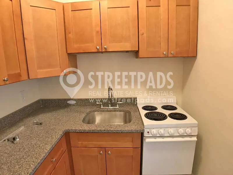 25 Park Dr, Fenway