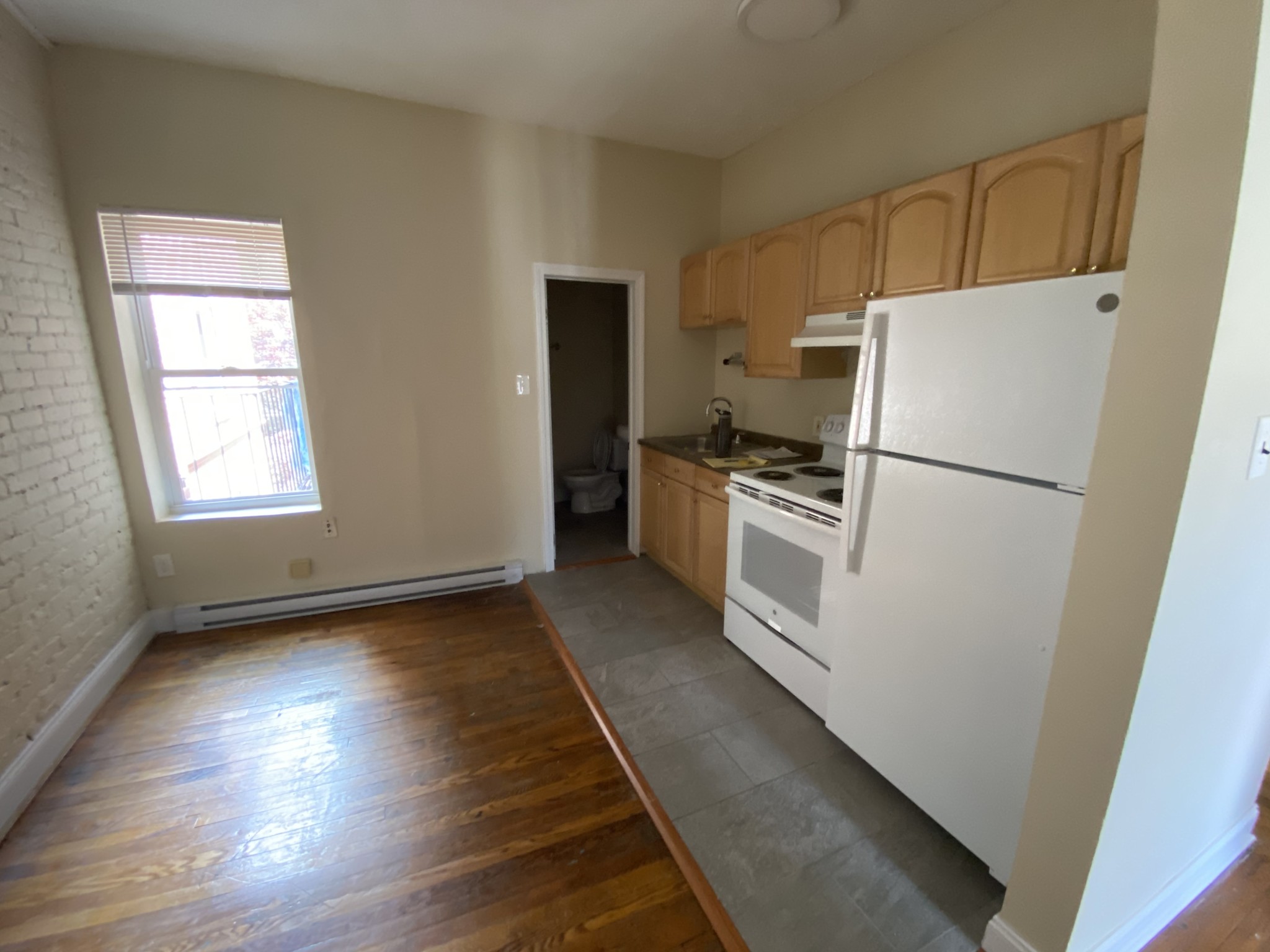 896 Huntington Ave, Mission Hill