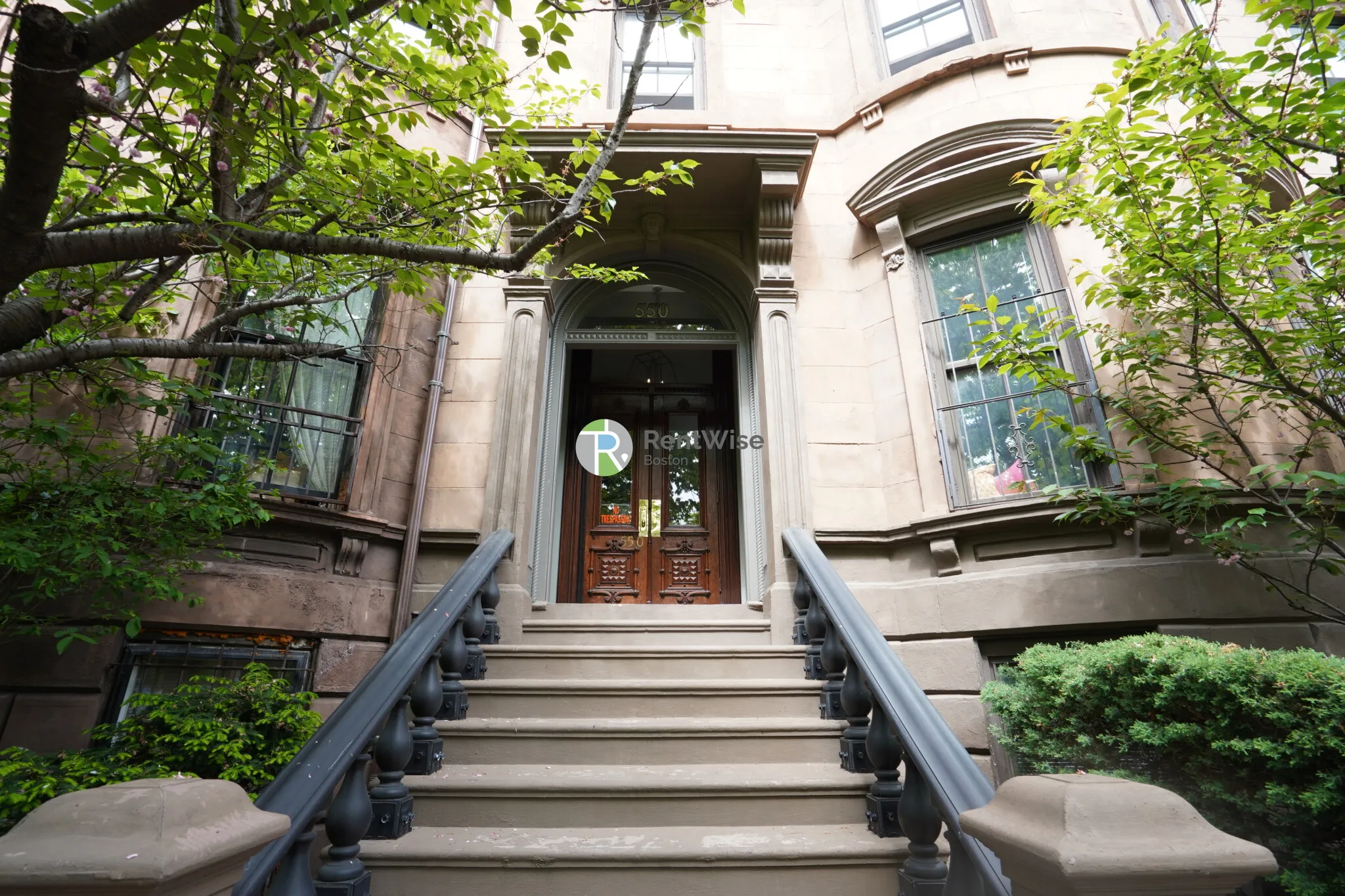 550 Massachusetts Ave, South End