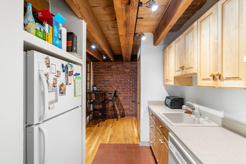 130 Fulton St, Waterfront