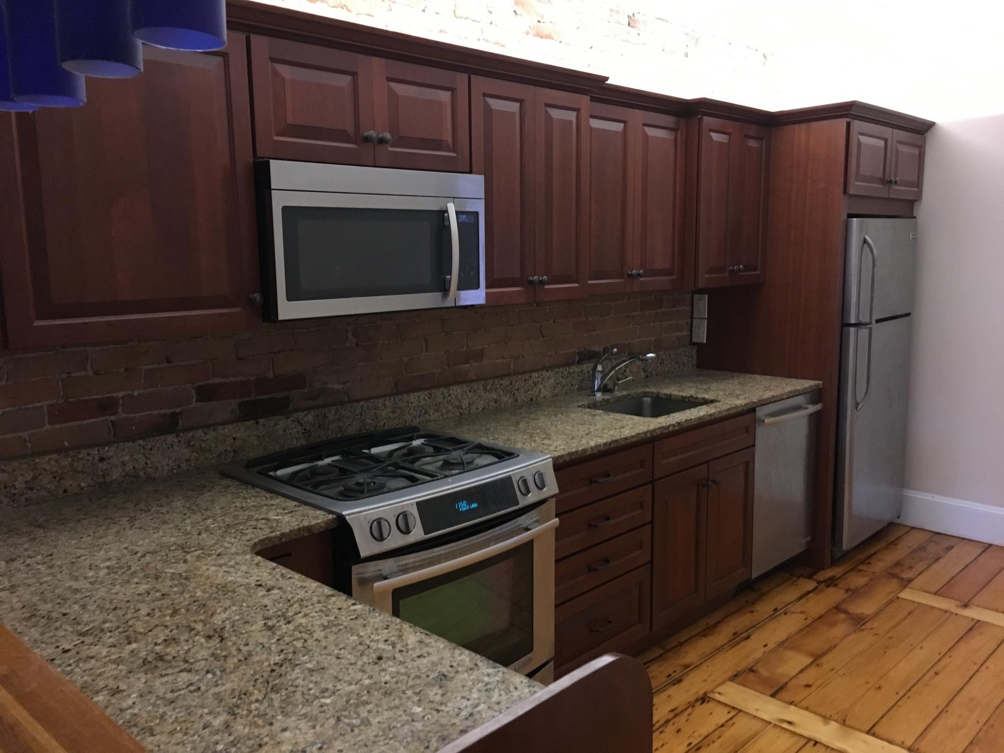 28 Beacon St, Chelsea