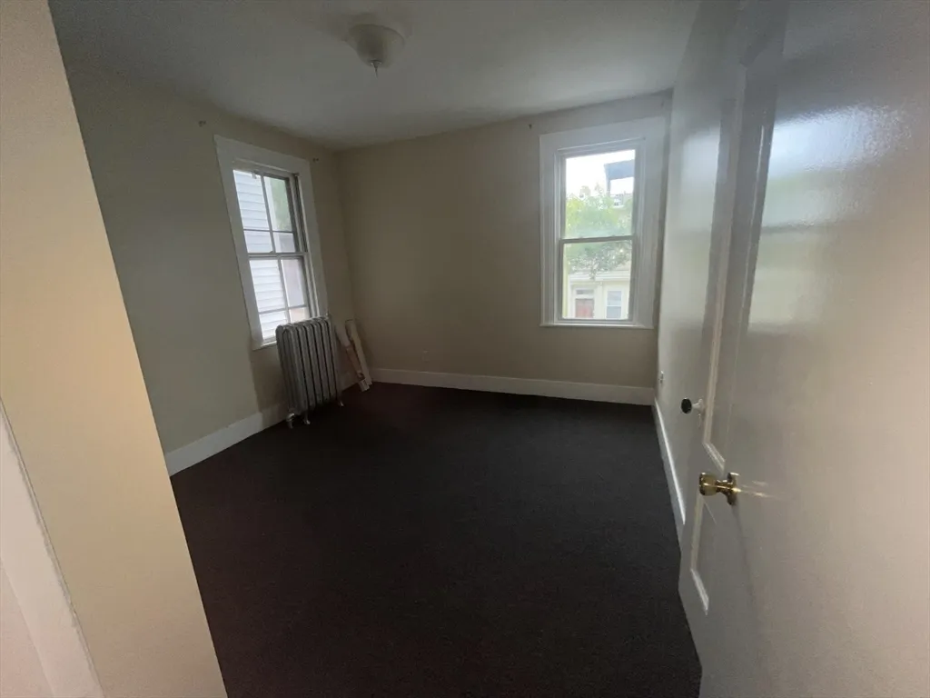 194-1/2 Lexington St, East Boston