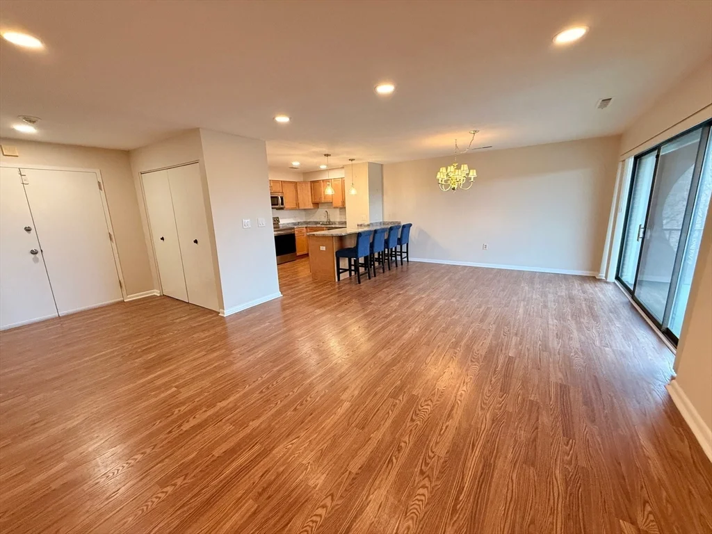 1006 Paradise Rd, Swampscott