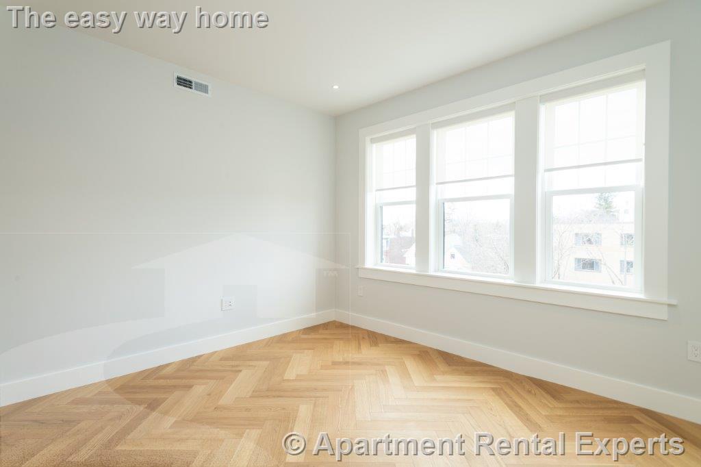 16 Forest St, Porter Square