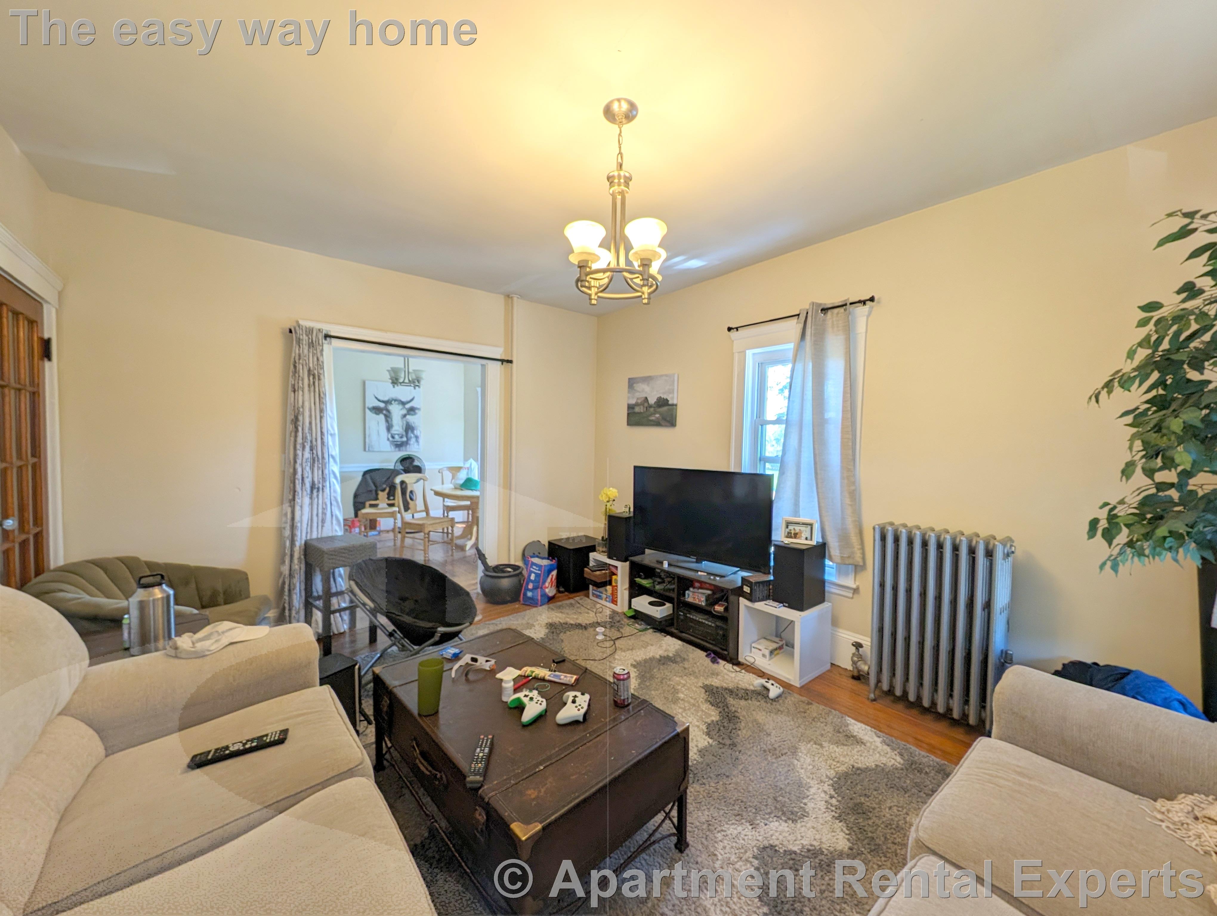 15 Paulina St, Davis Square