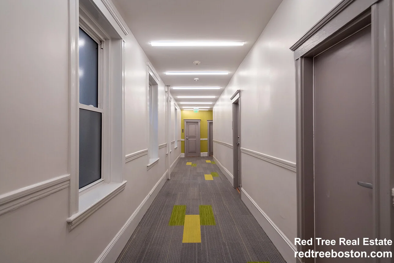 51 Queensberry St, Fenway