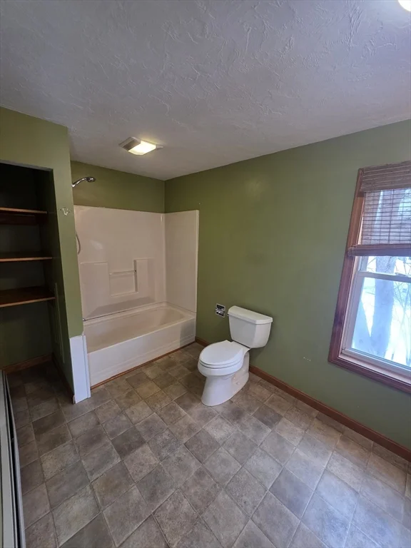 11 Pearl St, Middleboro