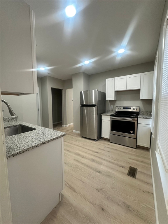 38-40 Longhill St, Springfield