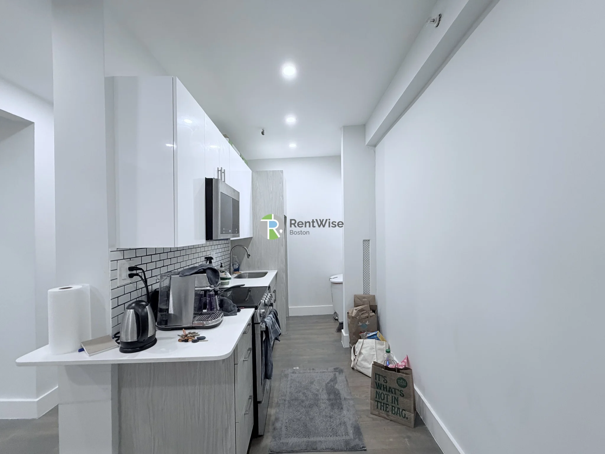 11 Peterborough St, Fenway