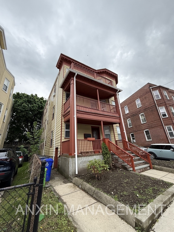 72 Easton St, Lower Allston