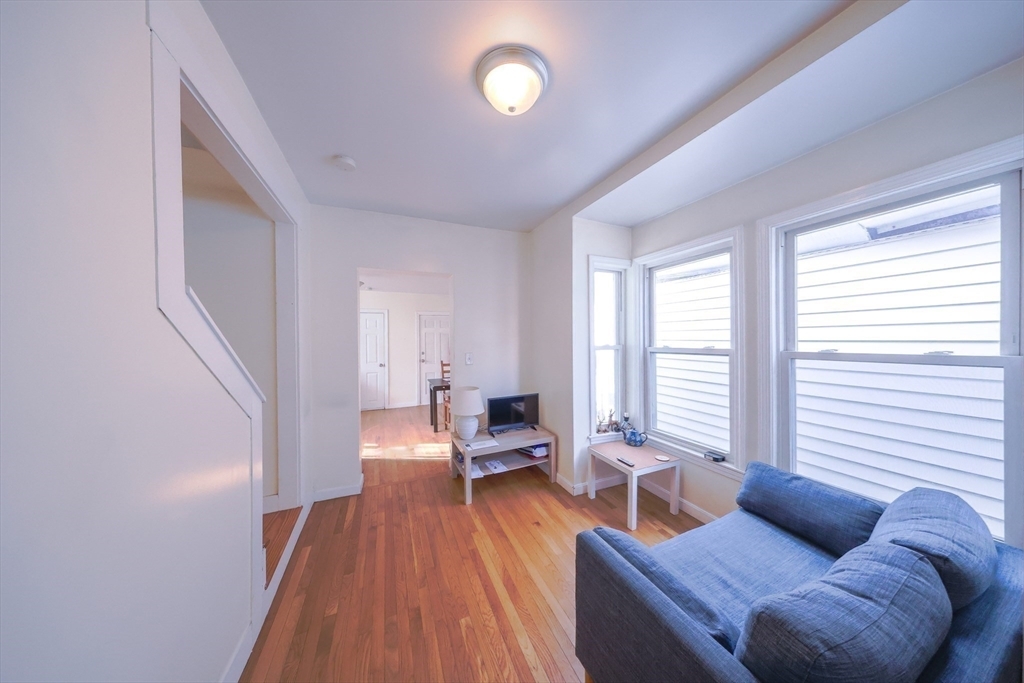 375 Prospect St, Wellington-Harrington