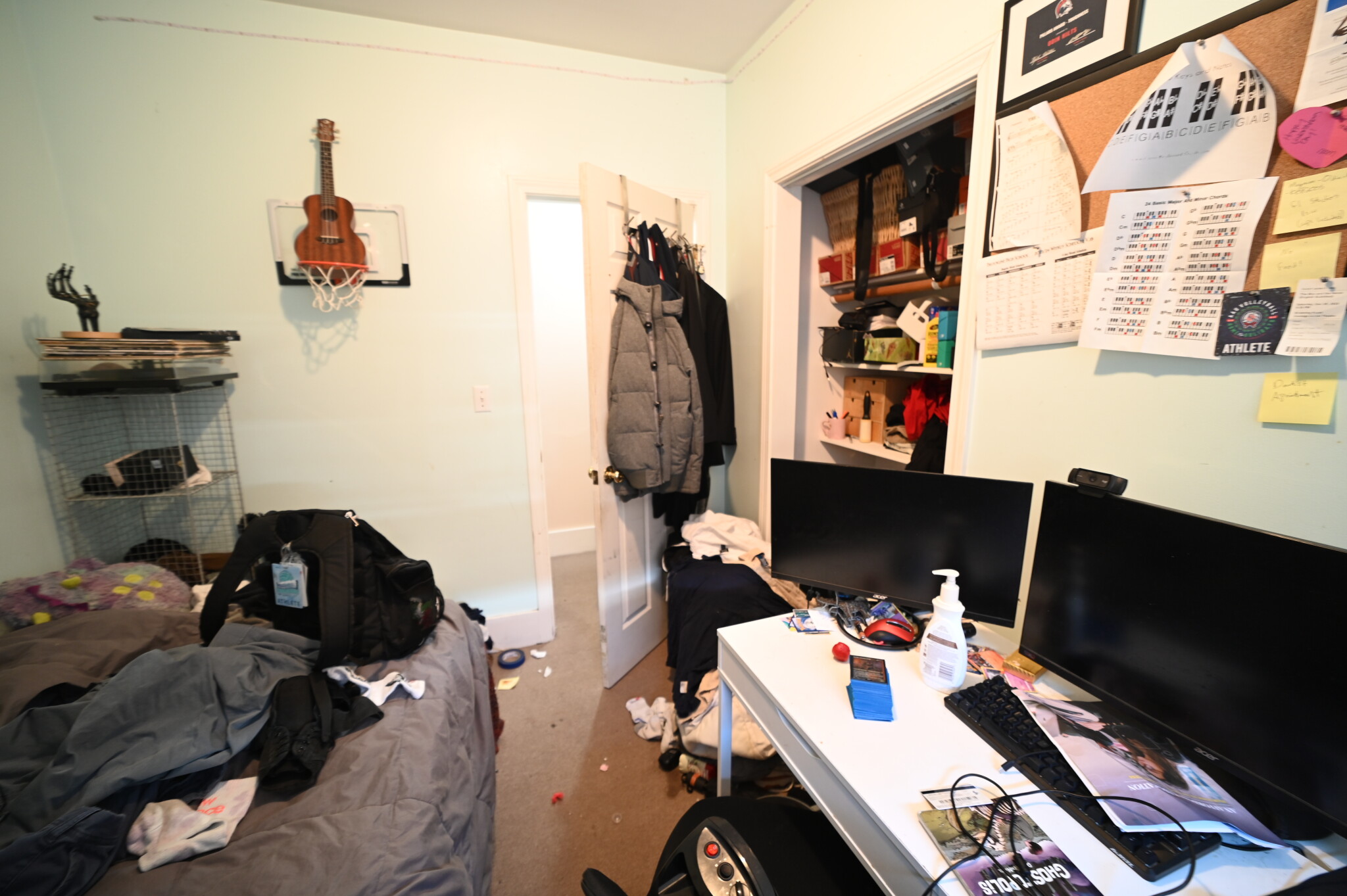 1722 Beacon St, Washington Square