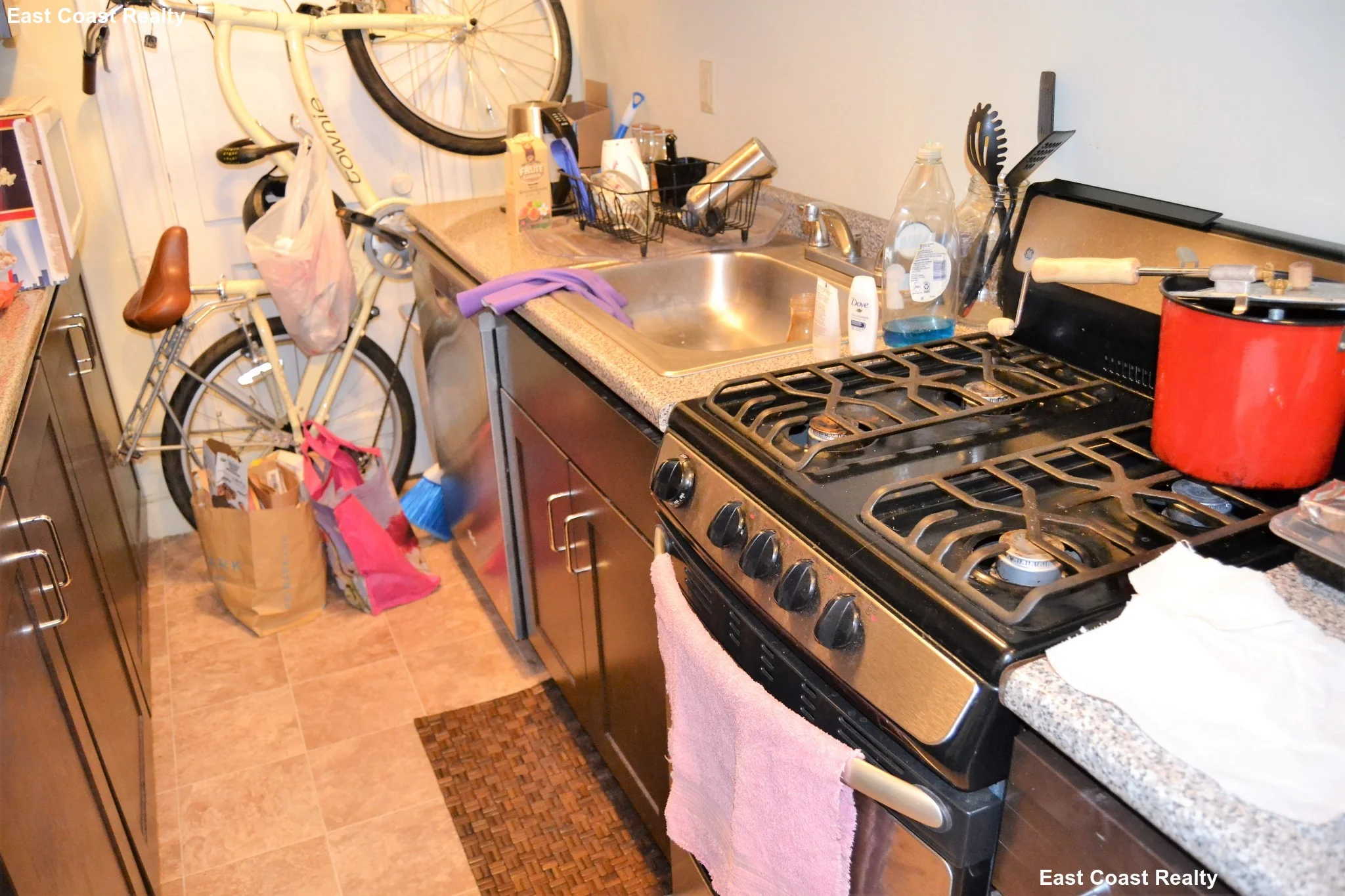 220 Kelton St, Allston