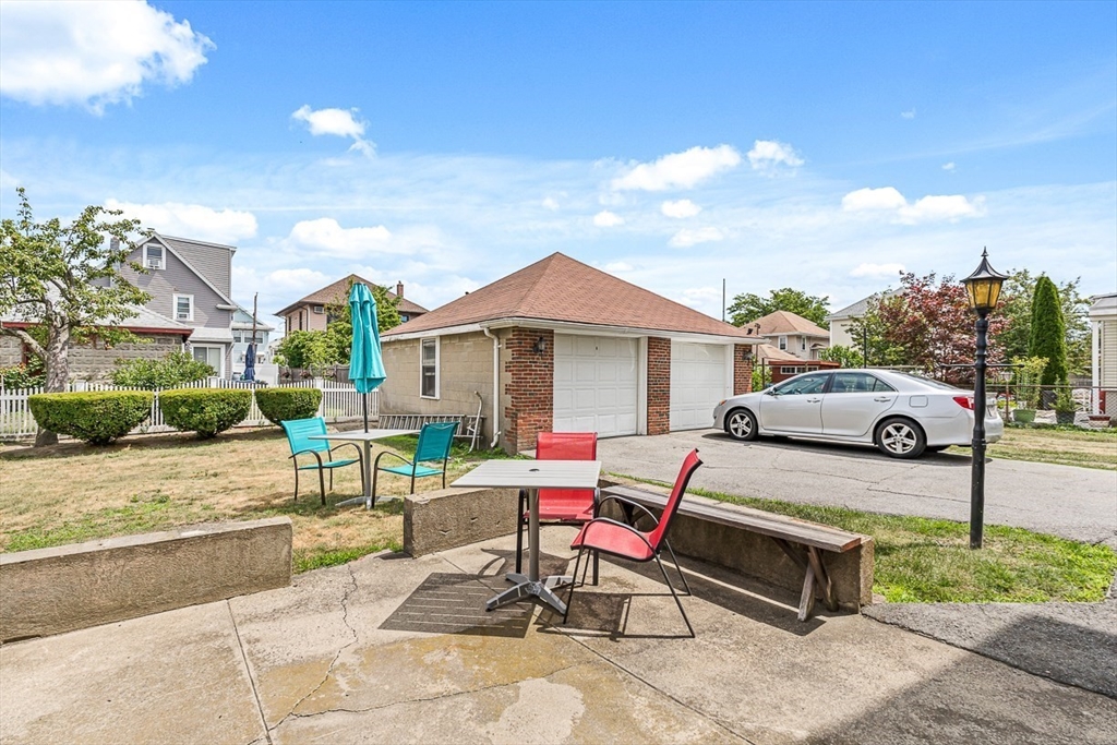 91 Third St, Medford