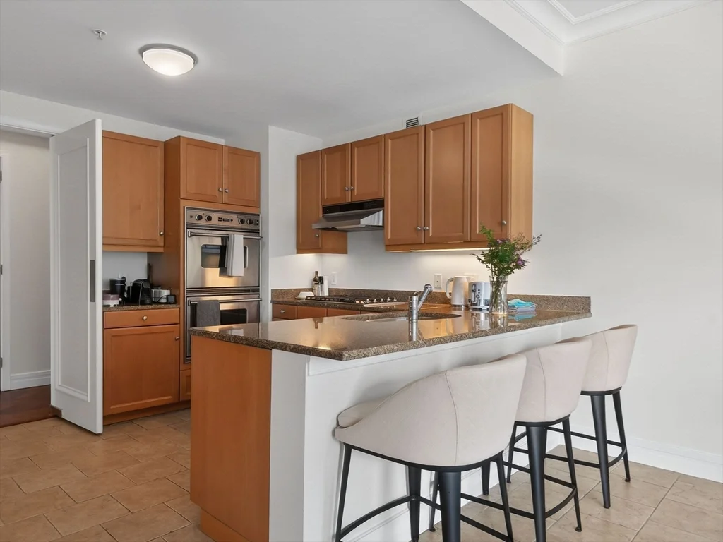 1 Avery St, Midtown