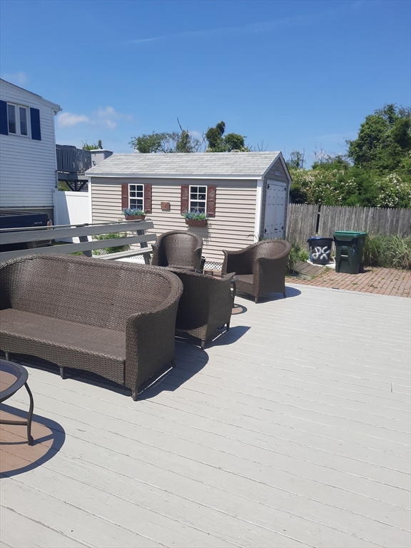 2 Mcarthur Ln, Marshfield